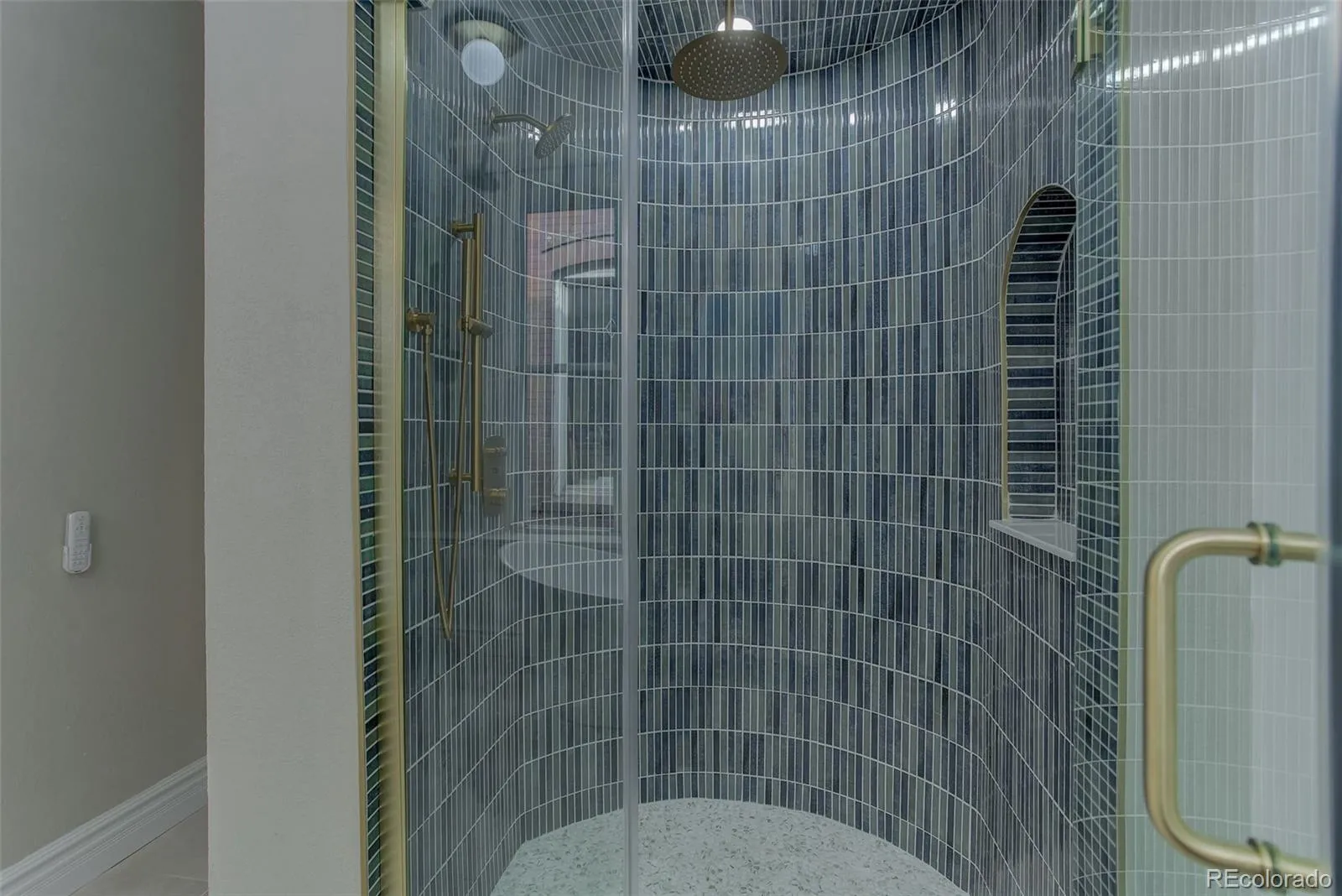 04172026205628 1600 18