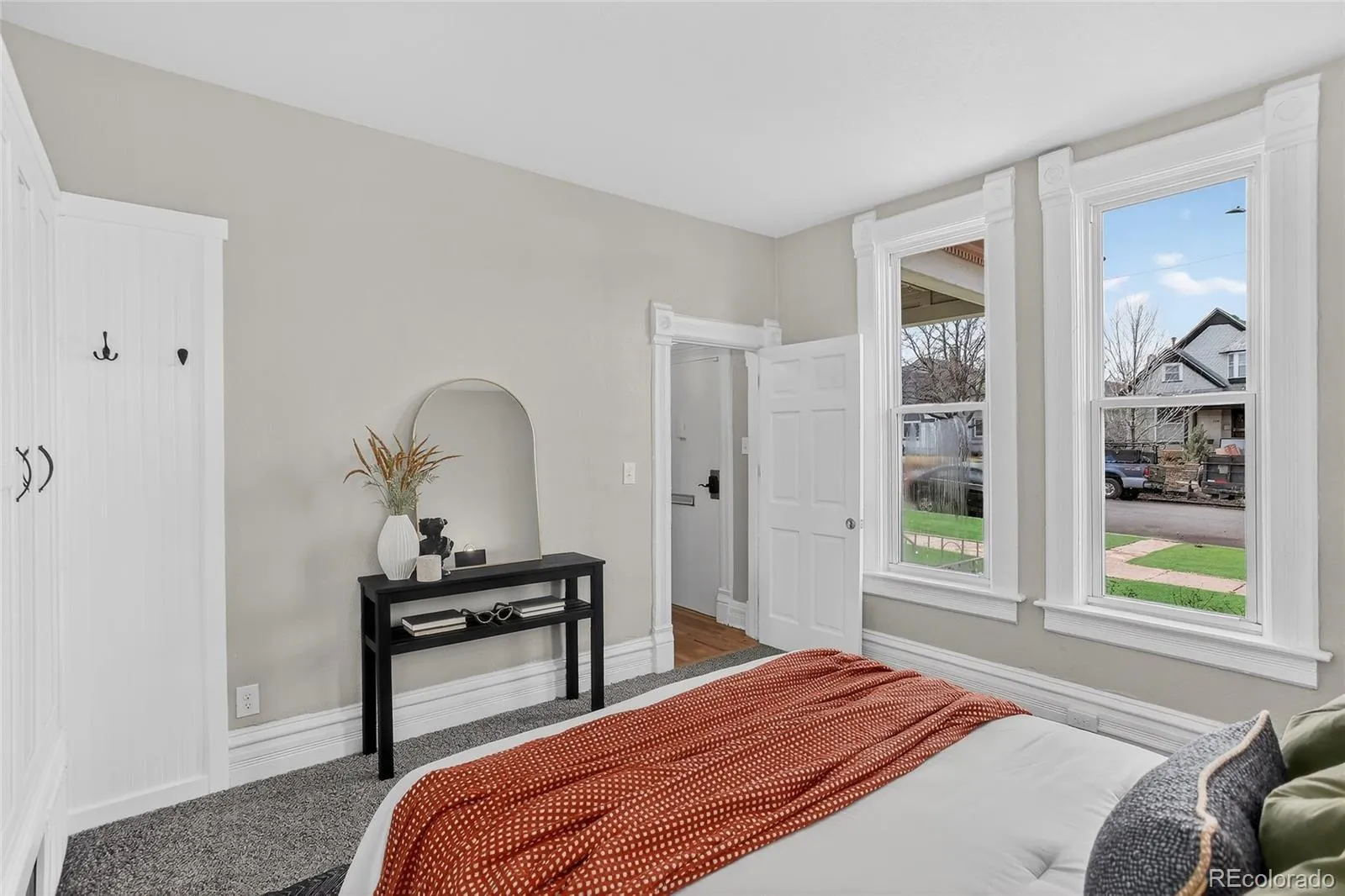 04172026205628 1600 21