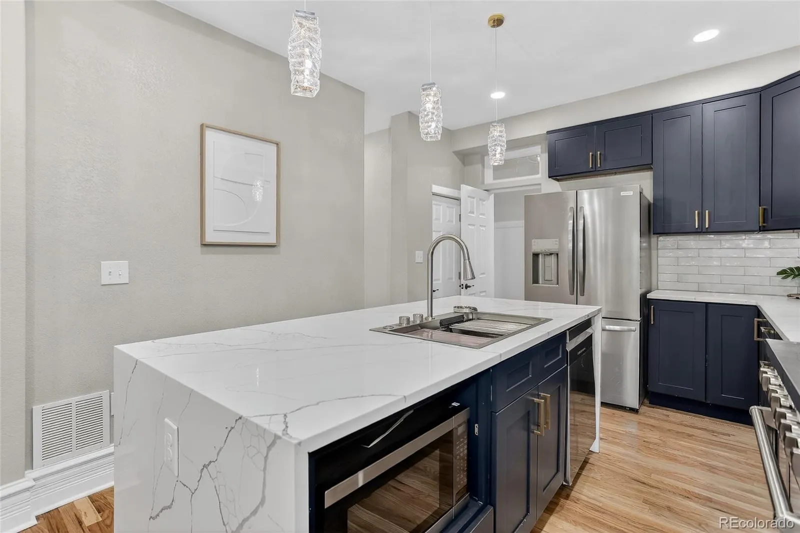 04172026205628 1600 3