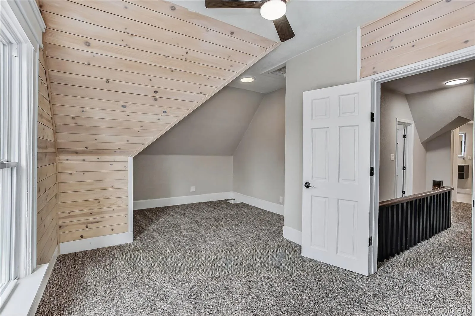 04172026205628 1600 33