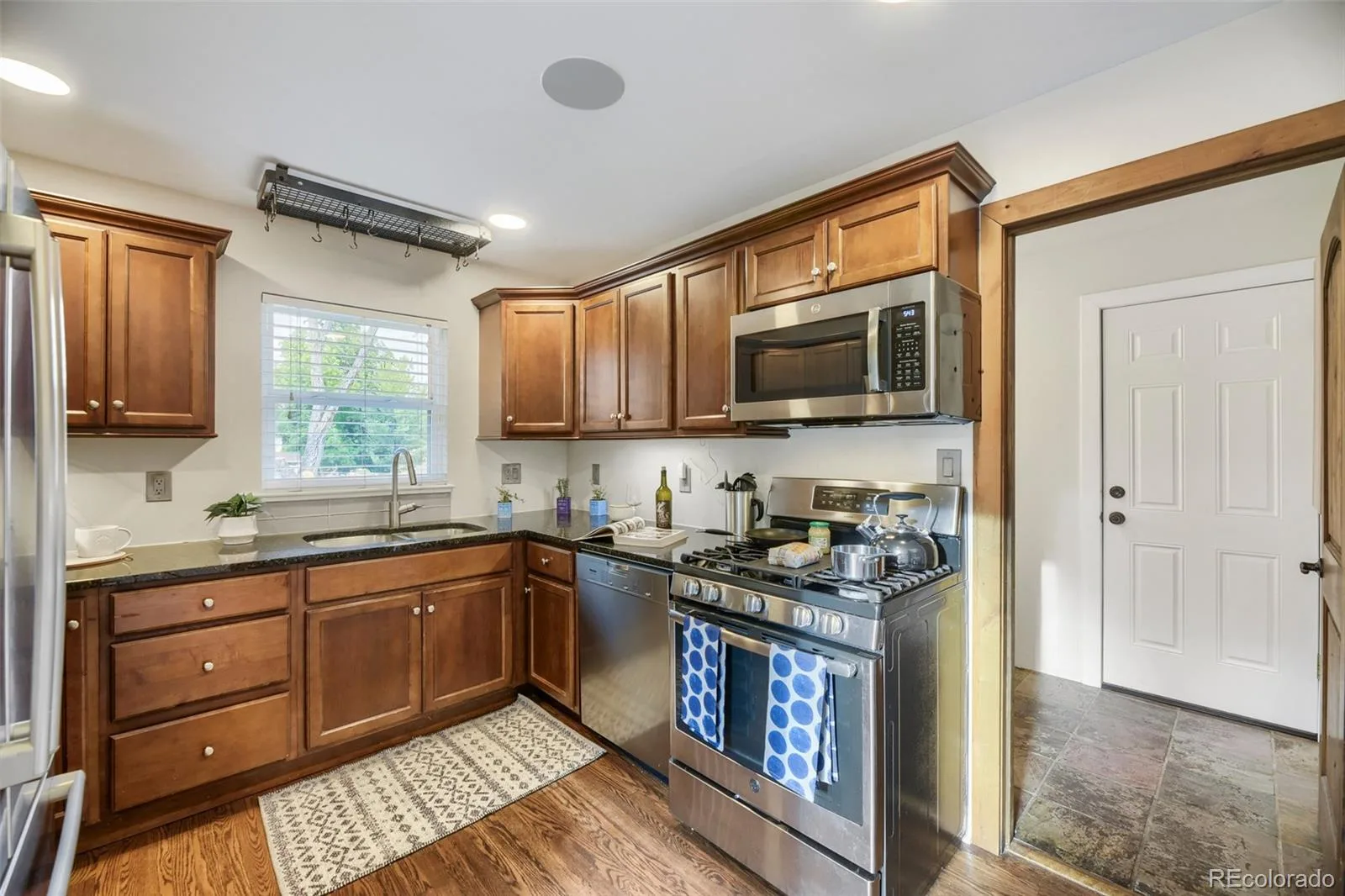 2901 S Madison Street Denver CO 80210 | MLS #REC4451448 09222026004135 1600 10