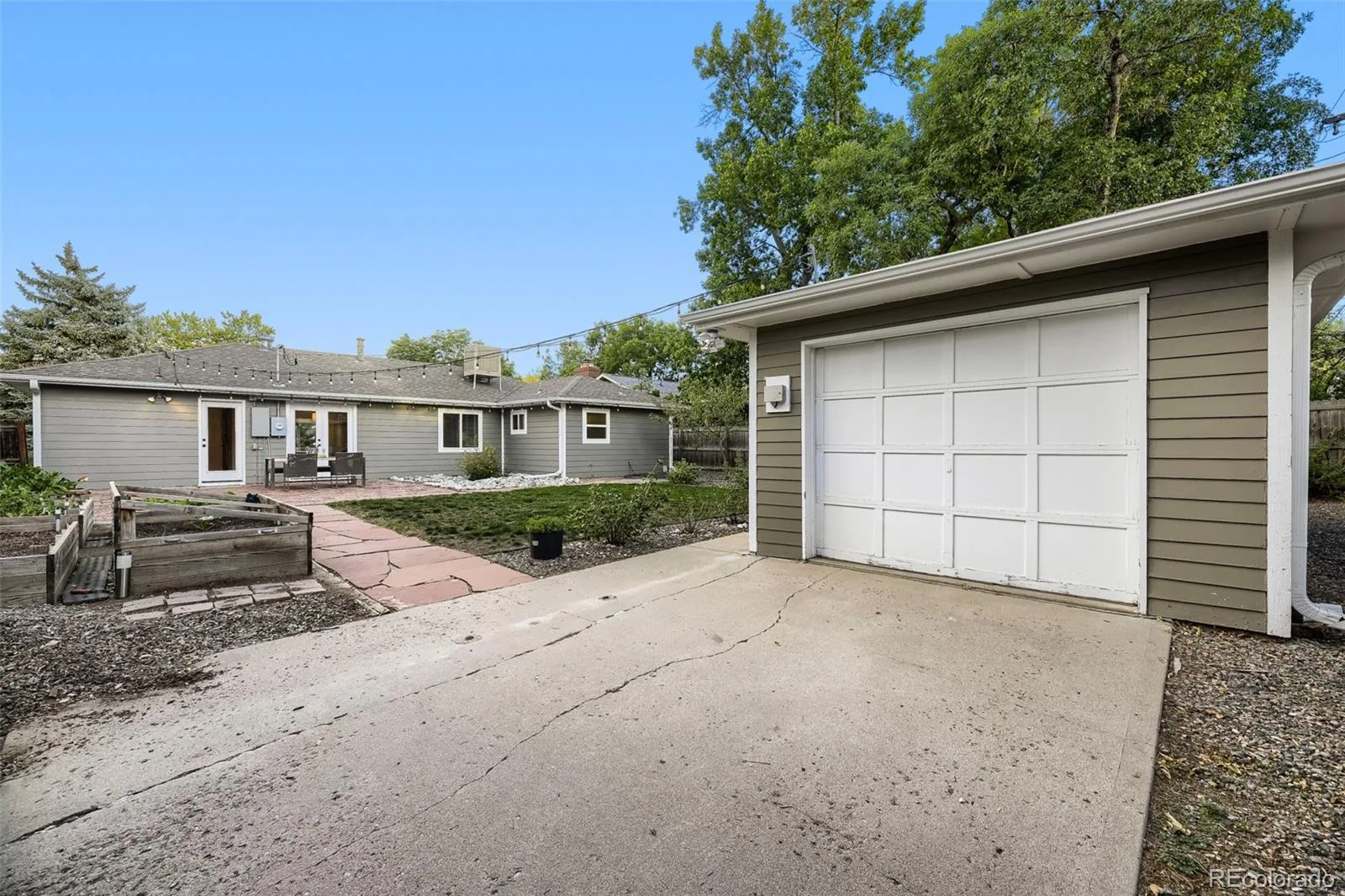2901 S Madison Street Denver CO 80210 | MLS #REC4451448 09222026004135 1600 23