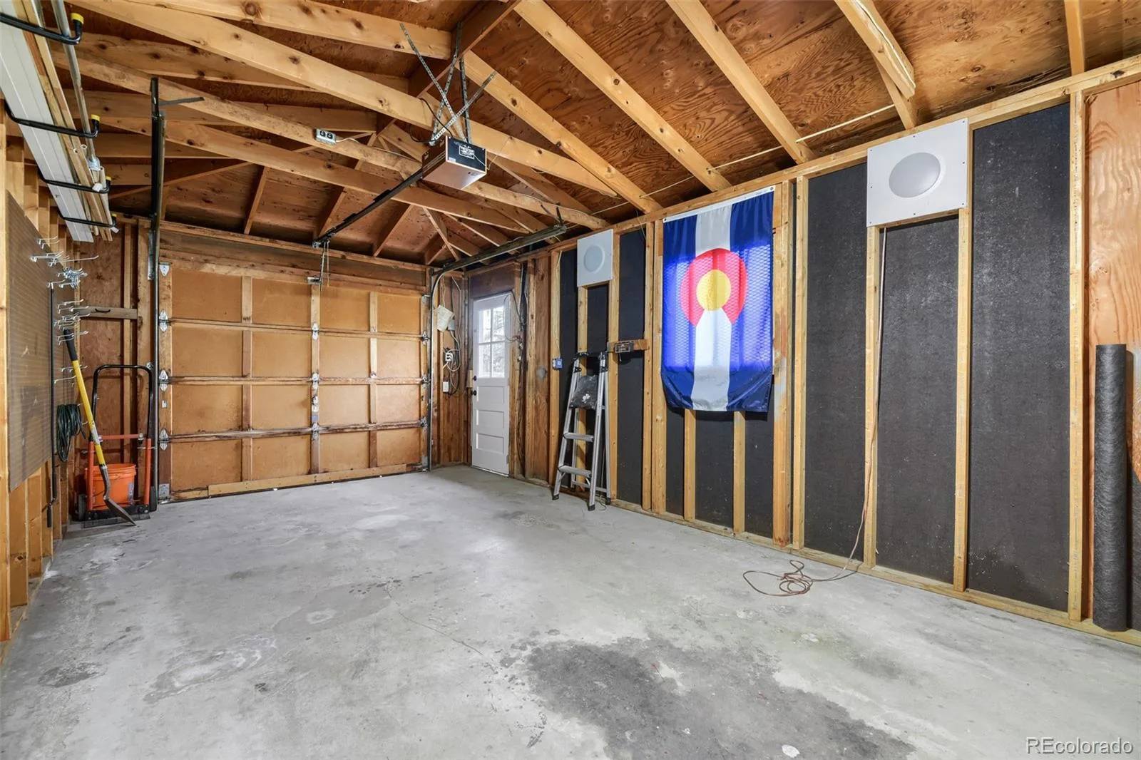2901 S Madison Street Denver CO 80210 | MLS #REC4451448 09222026004135 1600 26