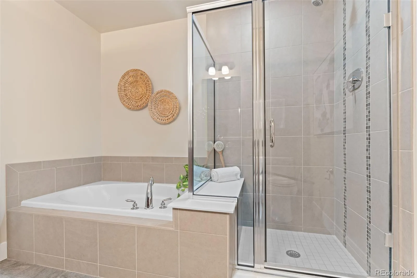 2001 Lincoln Street #2623 Denver CO 80202 | MLS #REC4452672 10142026154204 1600 26