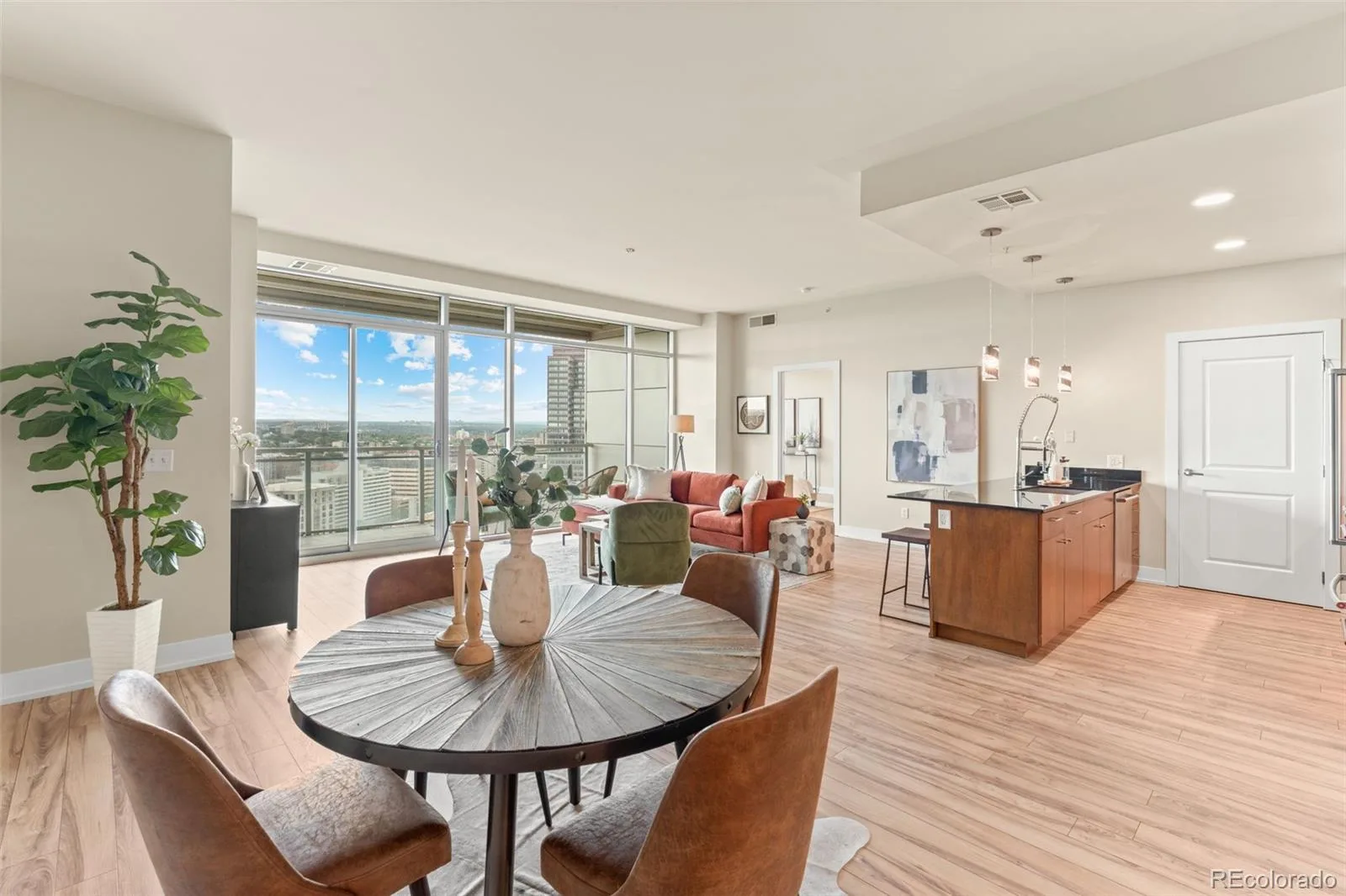 2001 Lincoln Street #2623 Denver CO 80202 | MLS #REC4452672 10142026154204 1600 7
