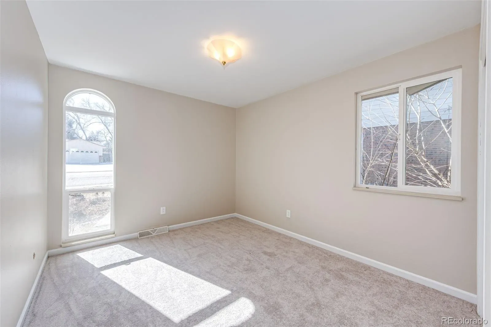 03242026174714 1600 22