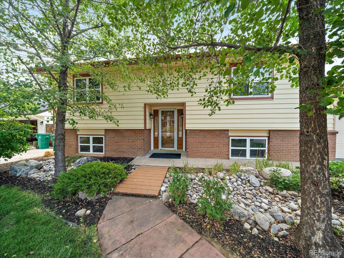 967 Mountain View Drive Castle Rock CO 80104 | MLS #REC4454650 MLS #REC4454650 image #0