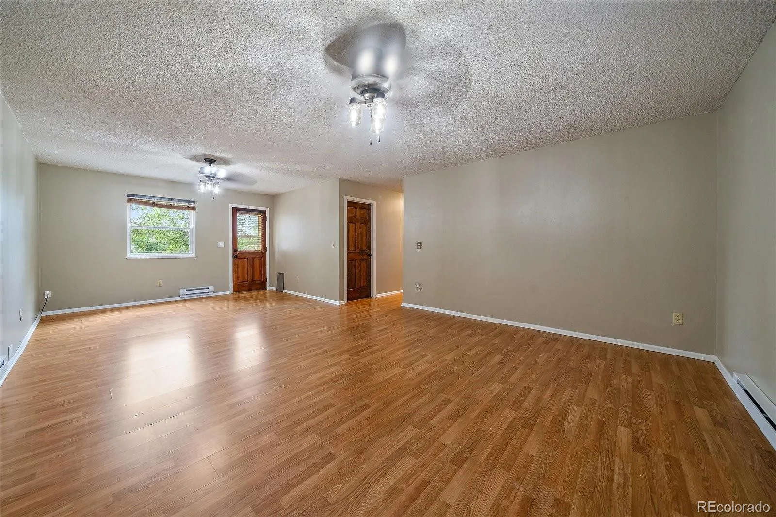 967 Mountain View Drive Castle Rock CO 80104 | MLS #REC4454650 07282026174235 1600 16