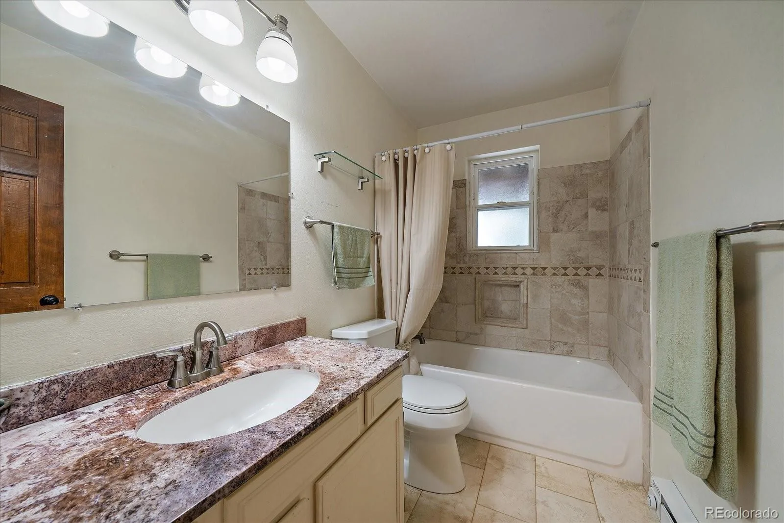 967 Mountain View Drive Castle Rock CO 80104 | MLS #REC4454650 07282026174235 1600 21