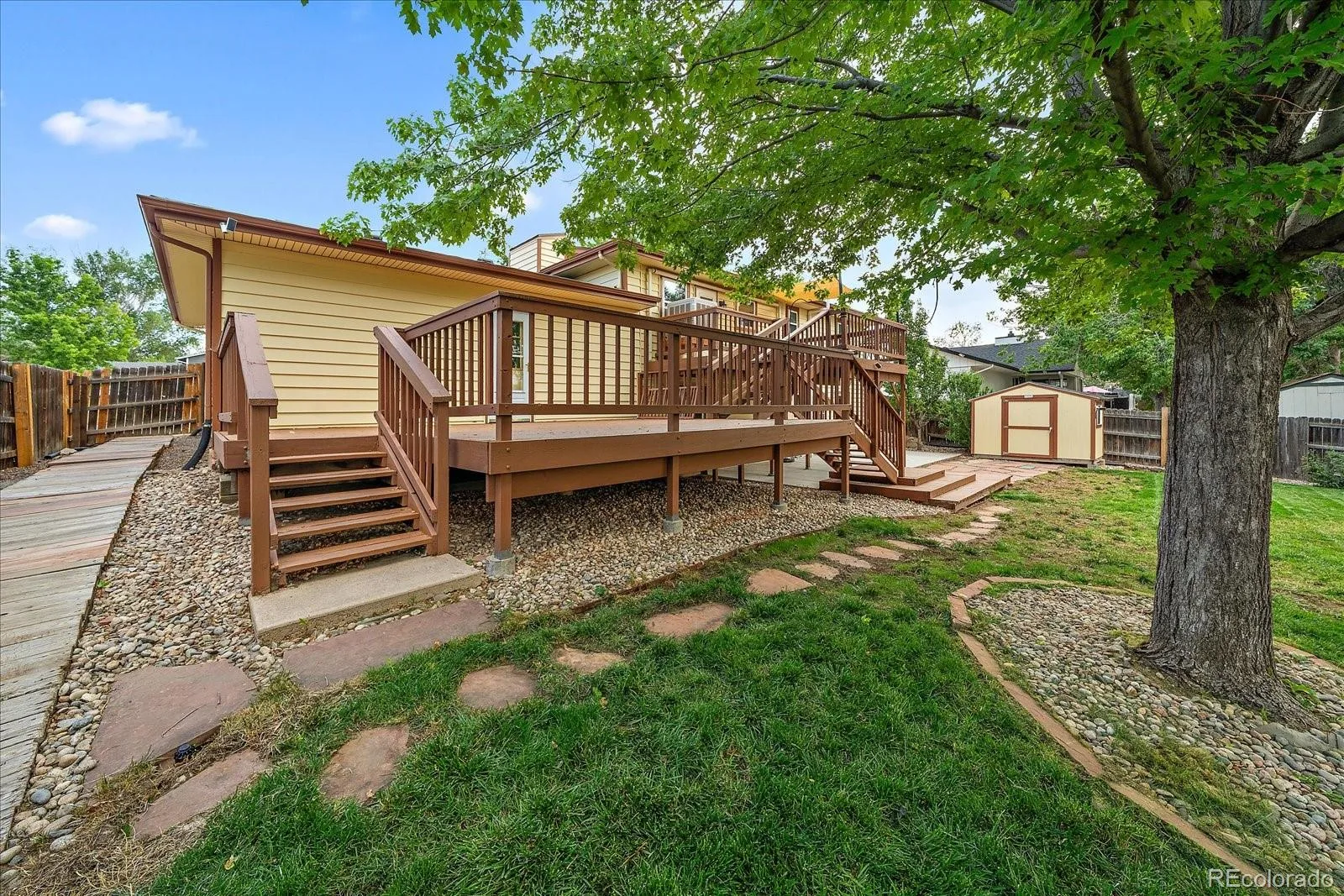 967 Mountain View Drive Castle Rock CO 80104 | MLS #REC4454650 07282026174235 1600 24