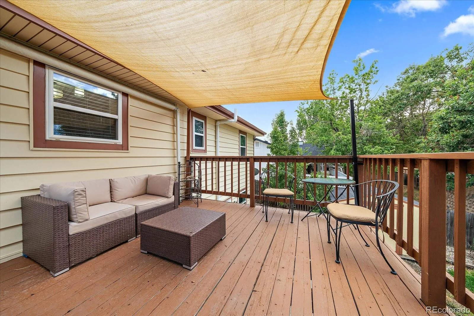 967 Mountain View Drive Castle Rock CO 80104 | MLS #REC4454650 07282026174235 1600 27