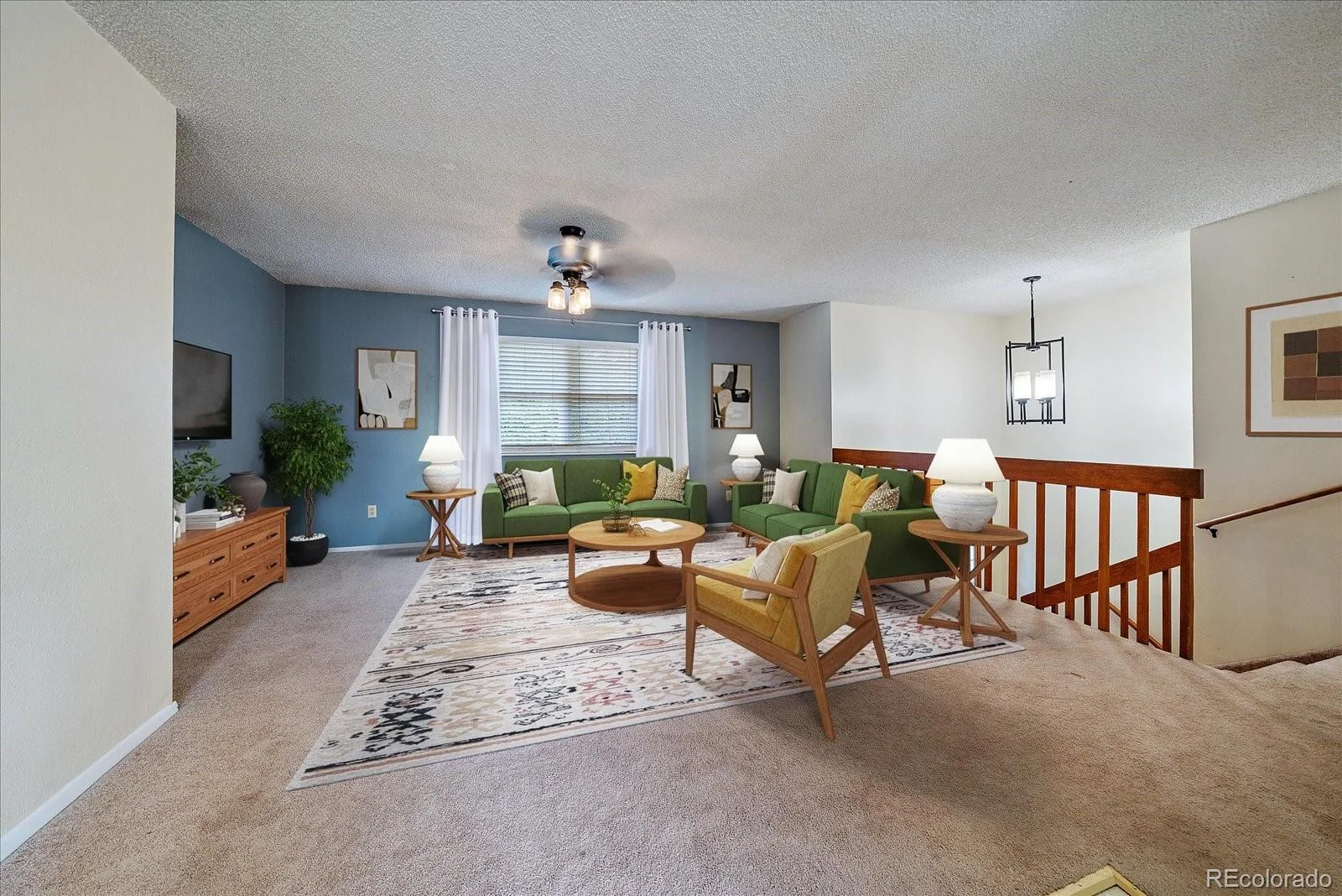967 Mountain View Drive Castle Rock CO 80104 | MLS #REC4454650 07282026174235 1600 5