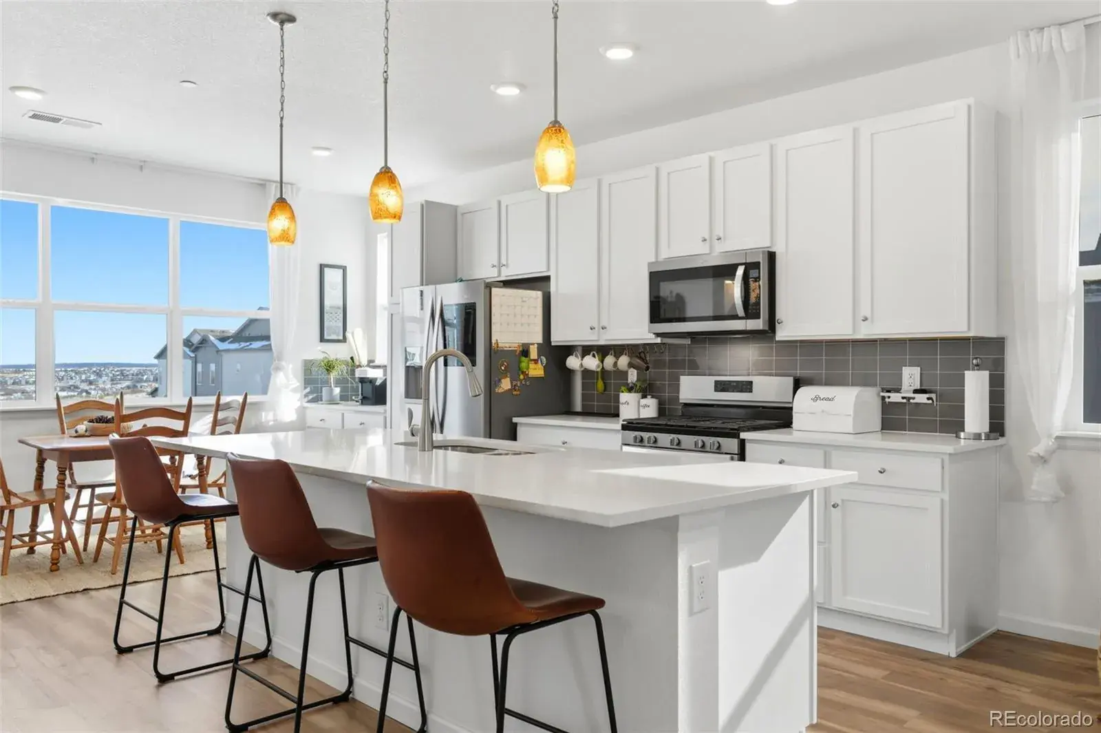 7005 Cumbria Court Castle Pines CO 80108 | MLS #REC4455275 01132026223411 1600 12