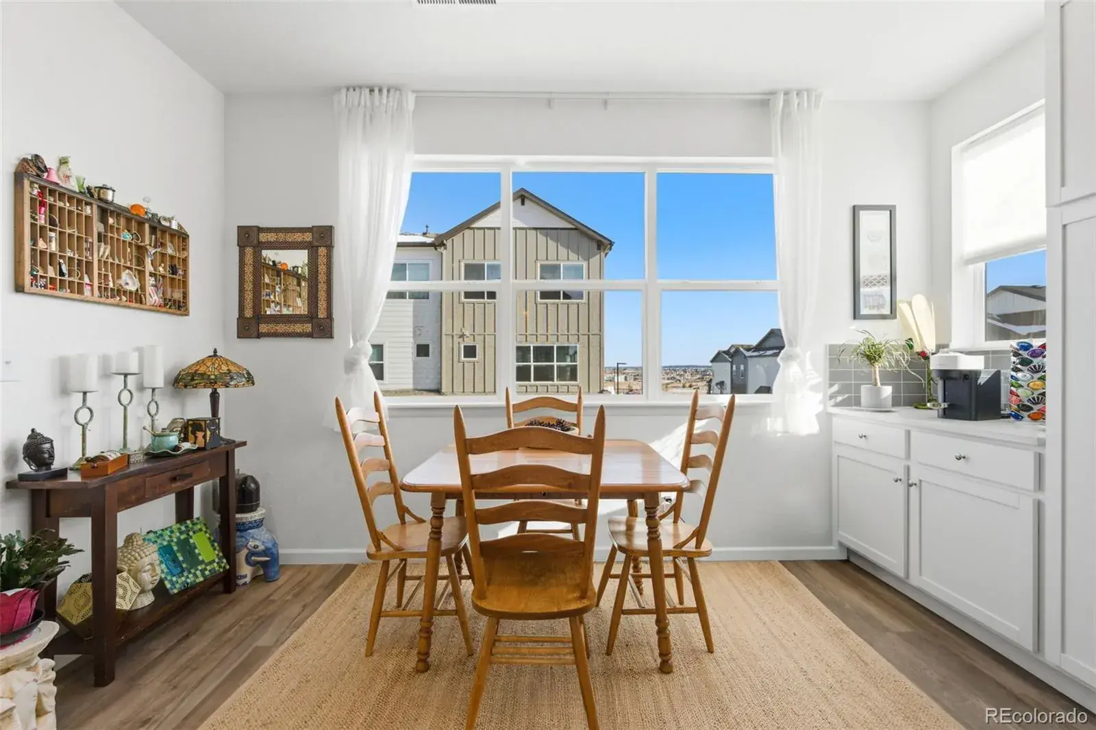 7005 Cumbria Court Castle Pines CO 80108 | MLS #REC4455275 01132026223411 1600 13