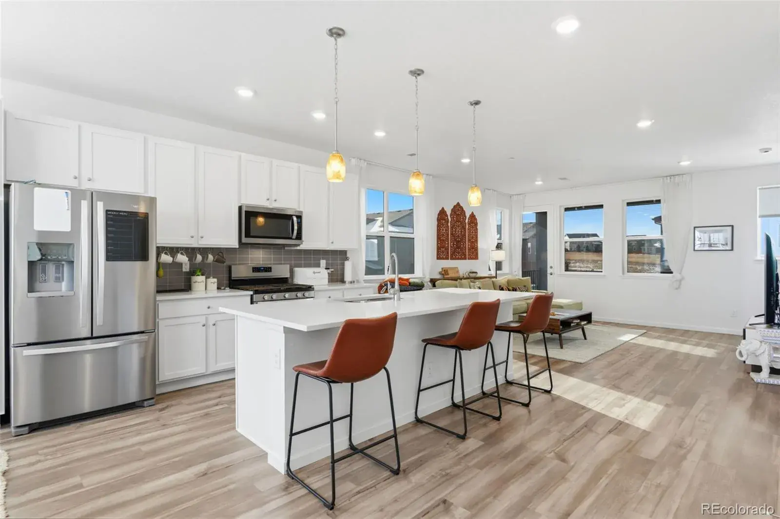 7005 Cumbria Court Castle Pines CO 80108 | MLS #REC4455275 01132026223411 1600 16