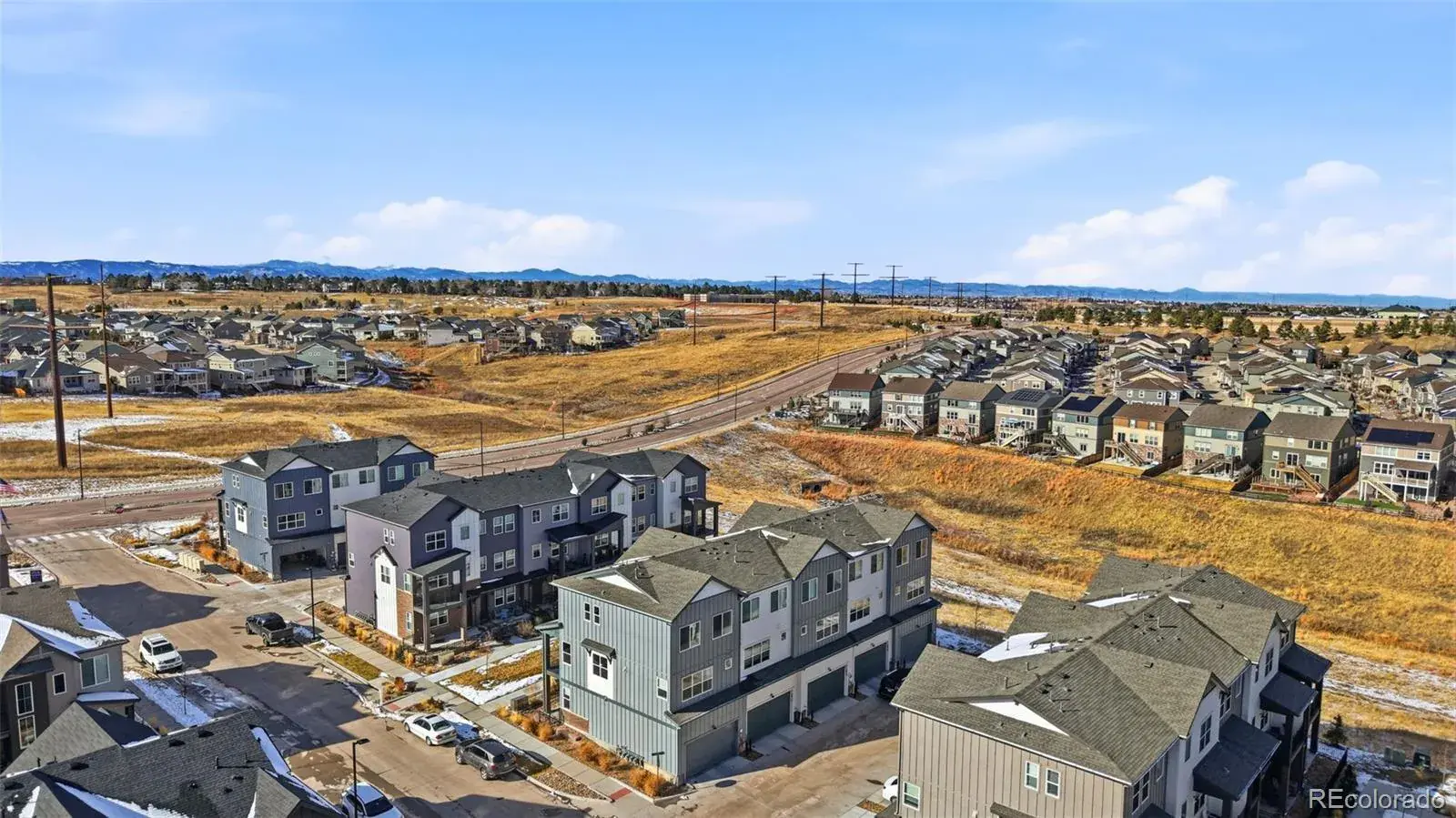 7005 Cumbria Court Castle Pines CO 80108 | MLS #REC4455275 01132026223411 1600 32