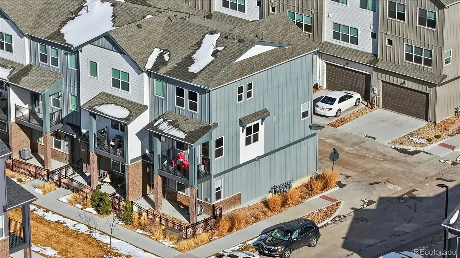7005 Cumbria Court Castle Pines CO 80108 | MLS #REC4455275 01132026223411 1600 36