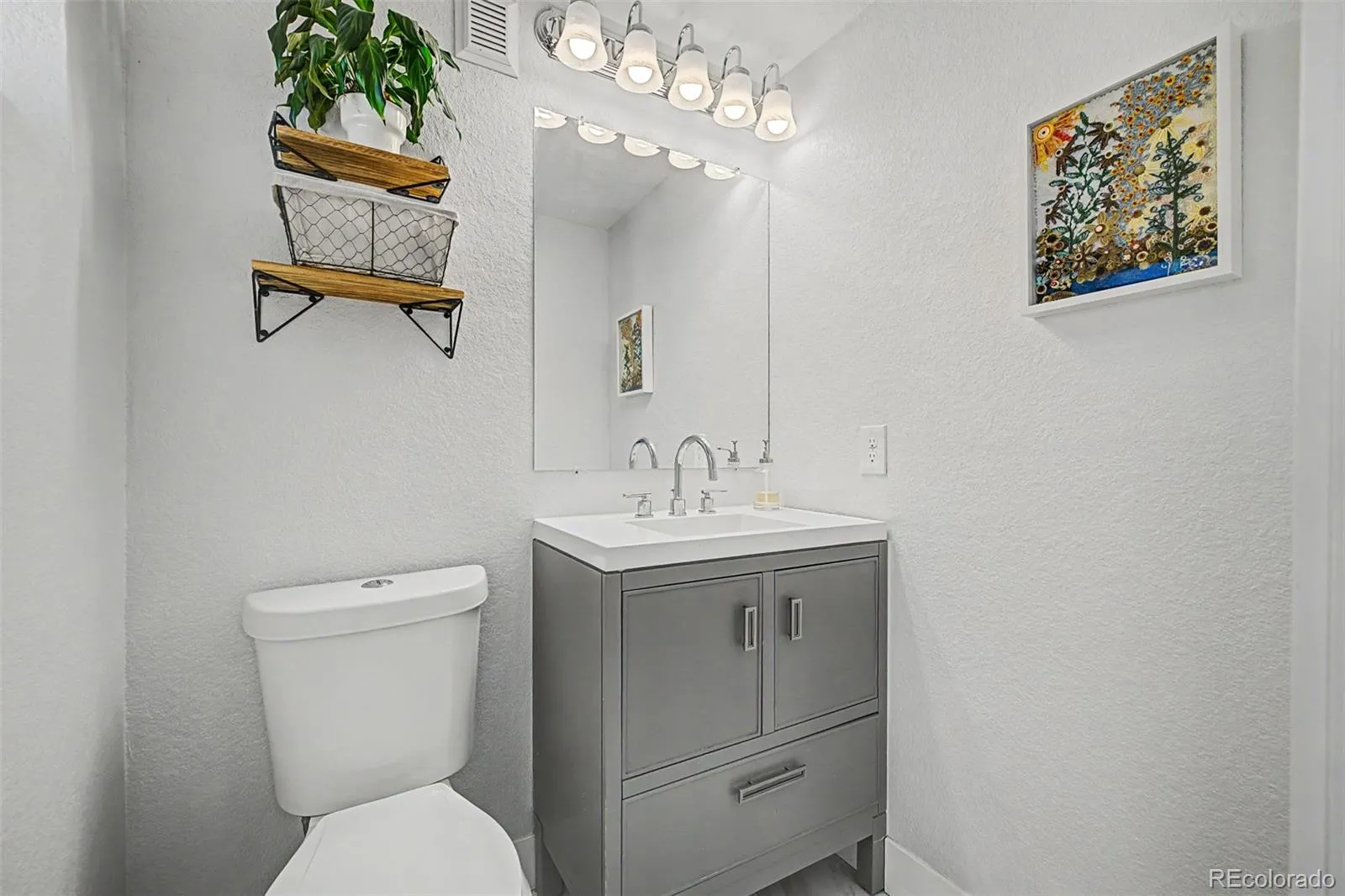 04222026183725 1600 15