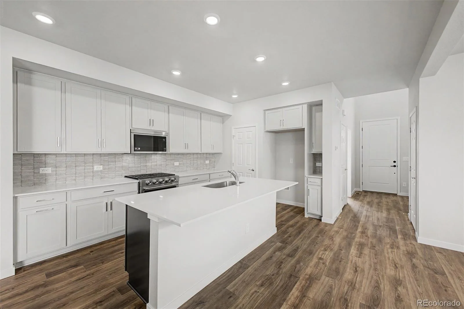 5826 N Orleans Street Aurora CO 80019 | MLS #REC4455361 06222026214133 1600 16