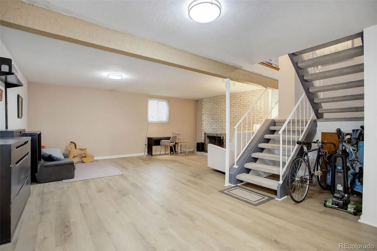 6340 E Mississippi Avenue Denver CO 80224 MLS #REC4457070 04222026170750 1600 30