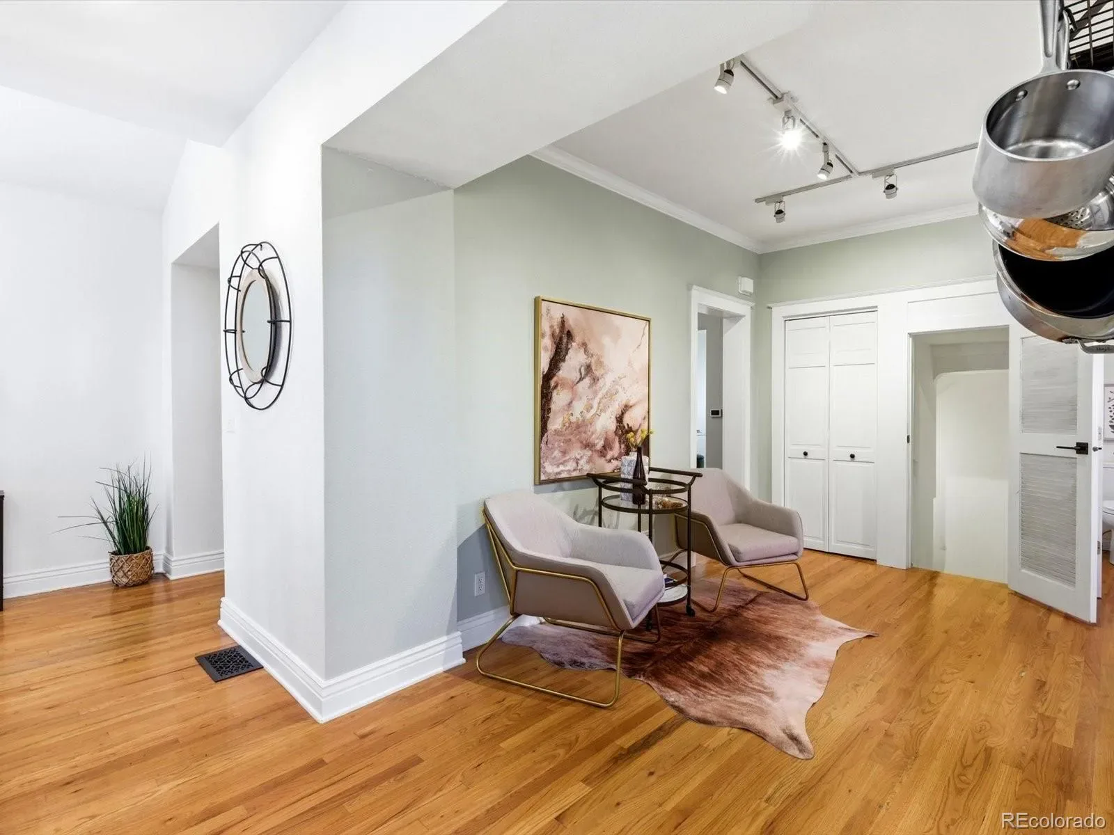 03192026153319 1600 16