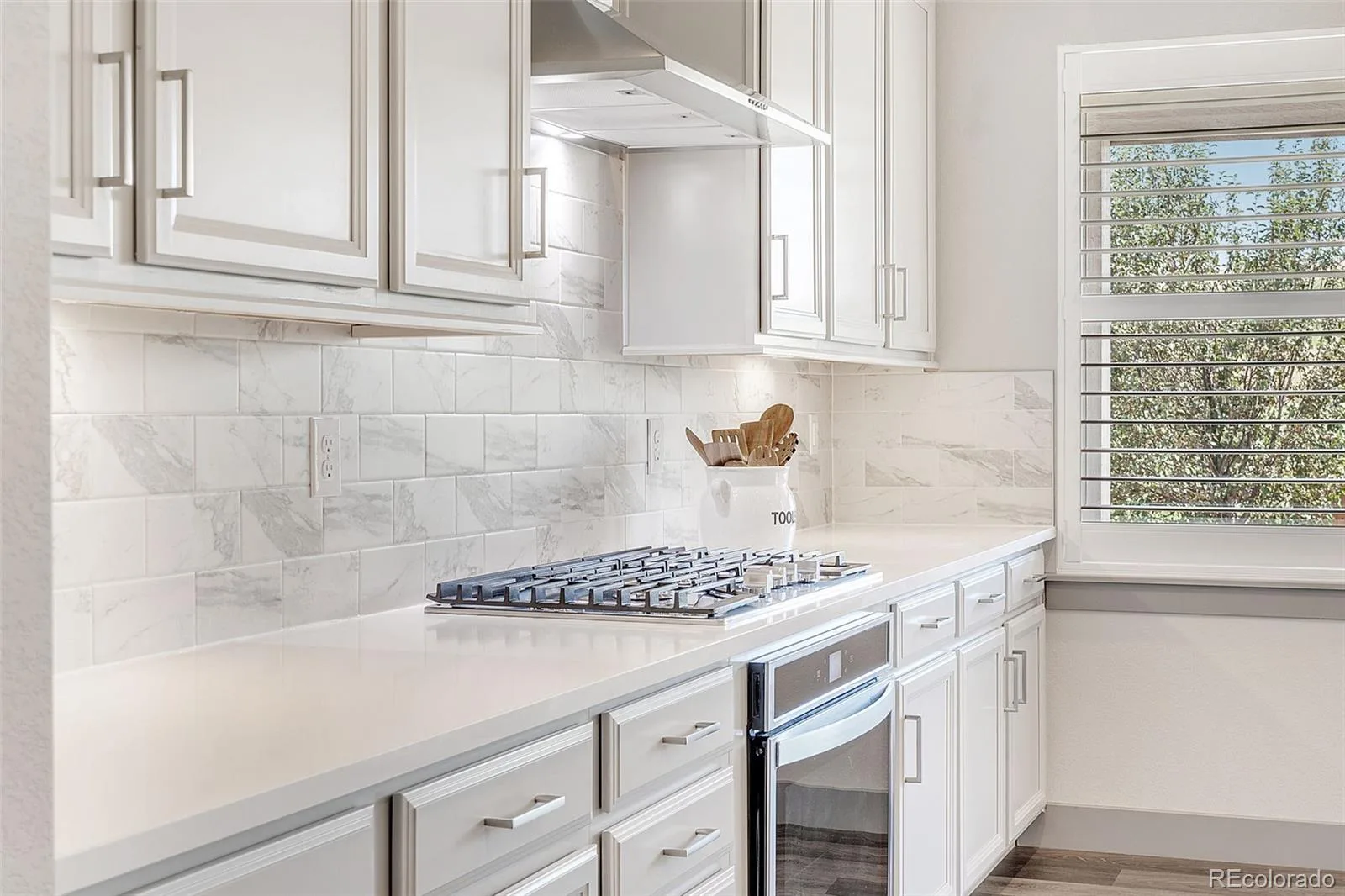 9352 Yucca Way Arvada CO 80007 | MLS #REC4459985 07302026195810 1600 13