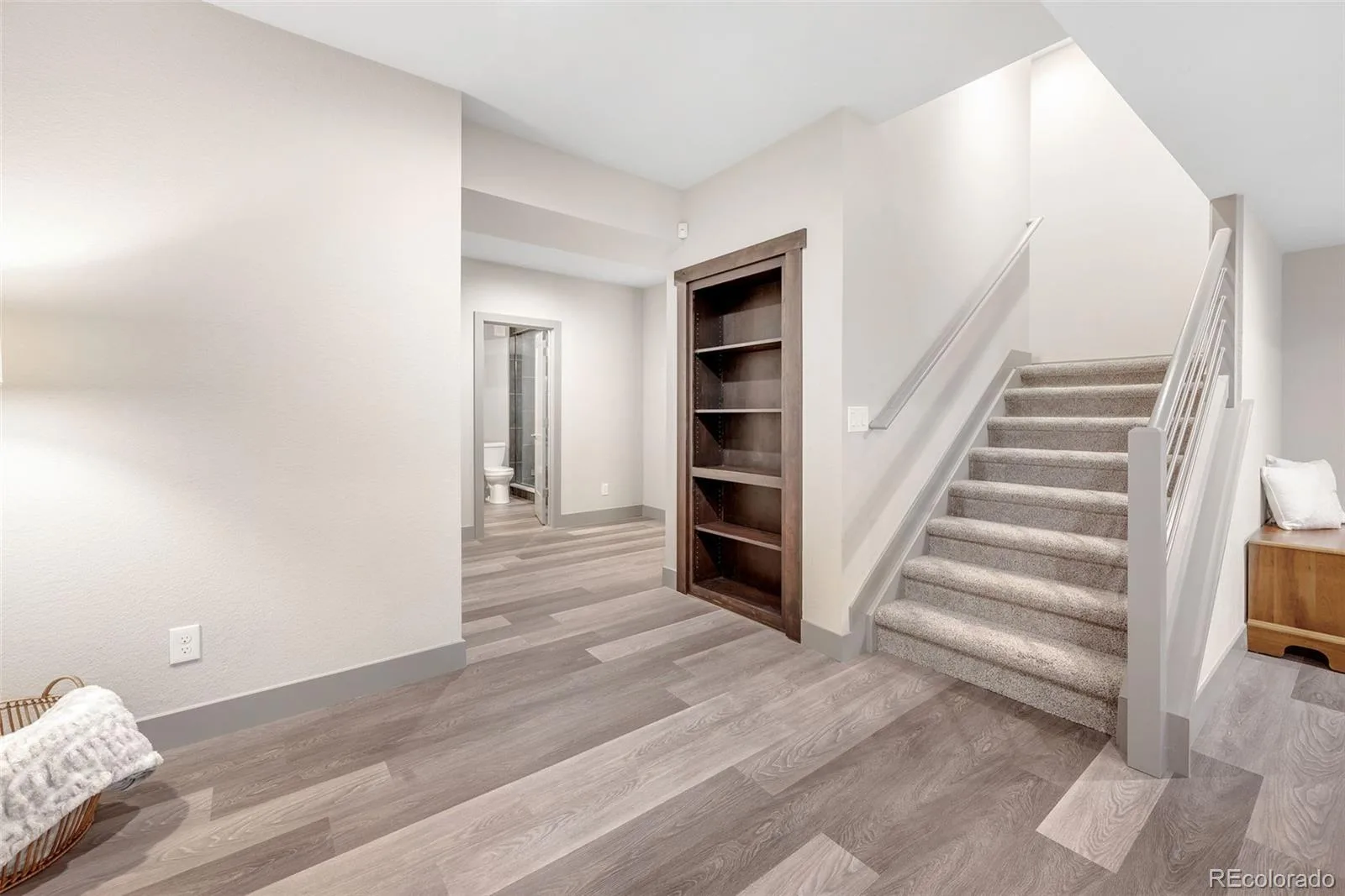 9352 Yucca Way Arvada CO 80007 | MLS #REC4459985 07302026195810 1600 41