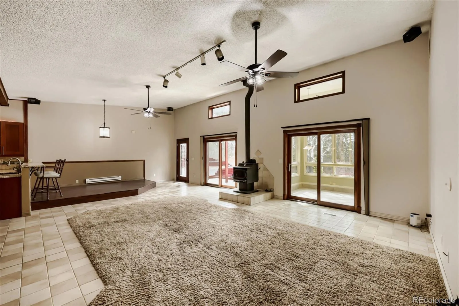 720 N Bluff Drive Franktown CO 80116 | MLS #REC4462747 06092026001208 1600 12