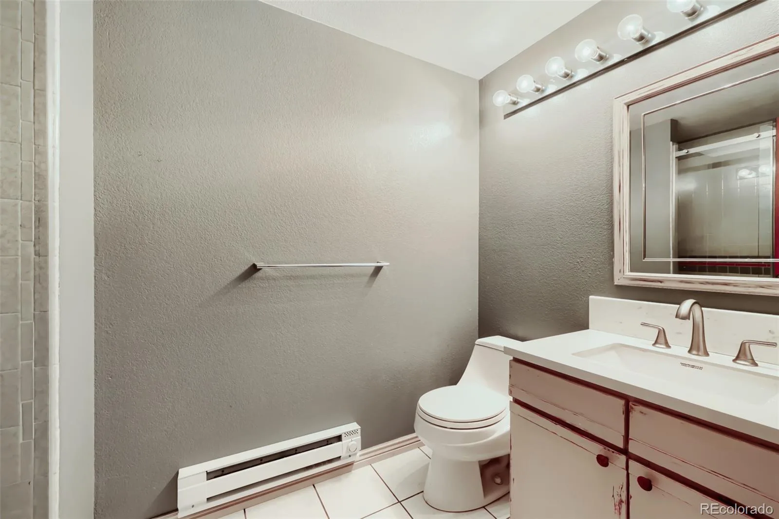 720 N Bluff Drive Franktown CO 80116 | MLS #REC4462747 06092026001208 1600 25
