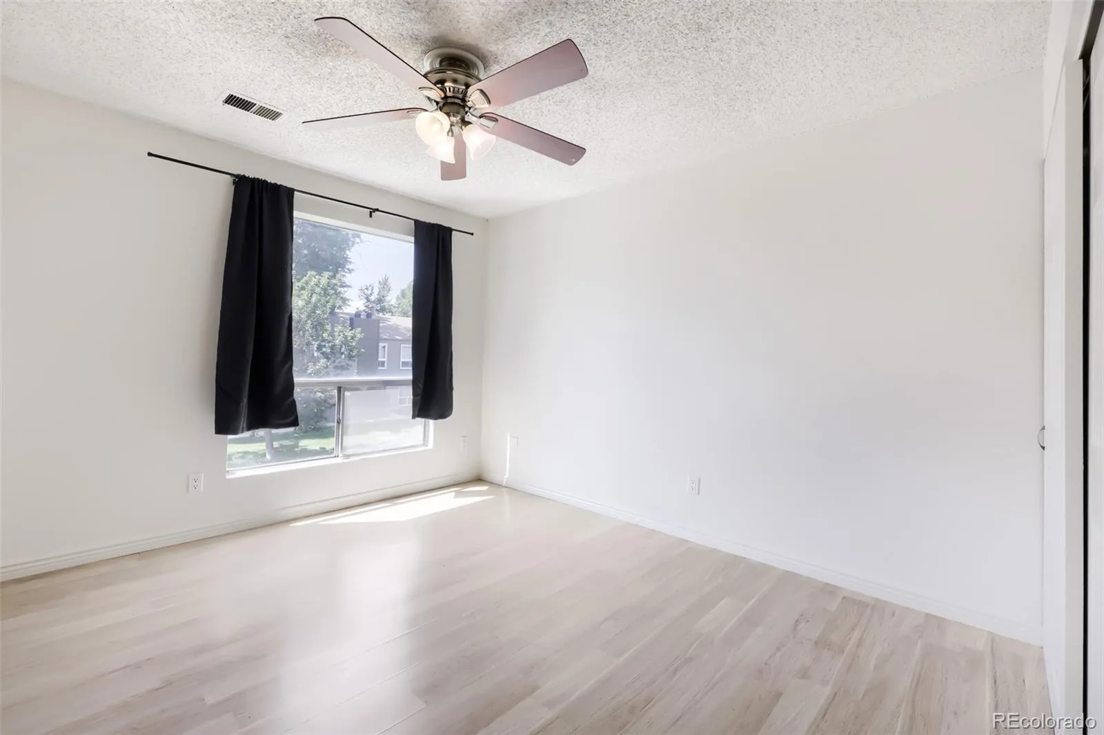 7373 W Florida Avenue #10F Denver CO 80232 | MLS #REC4463811 07242026005822 1600 13