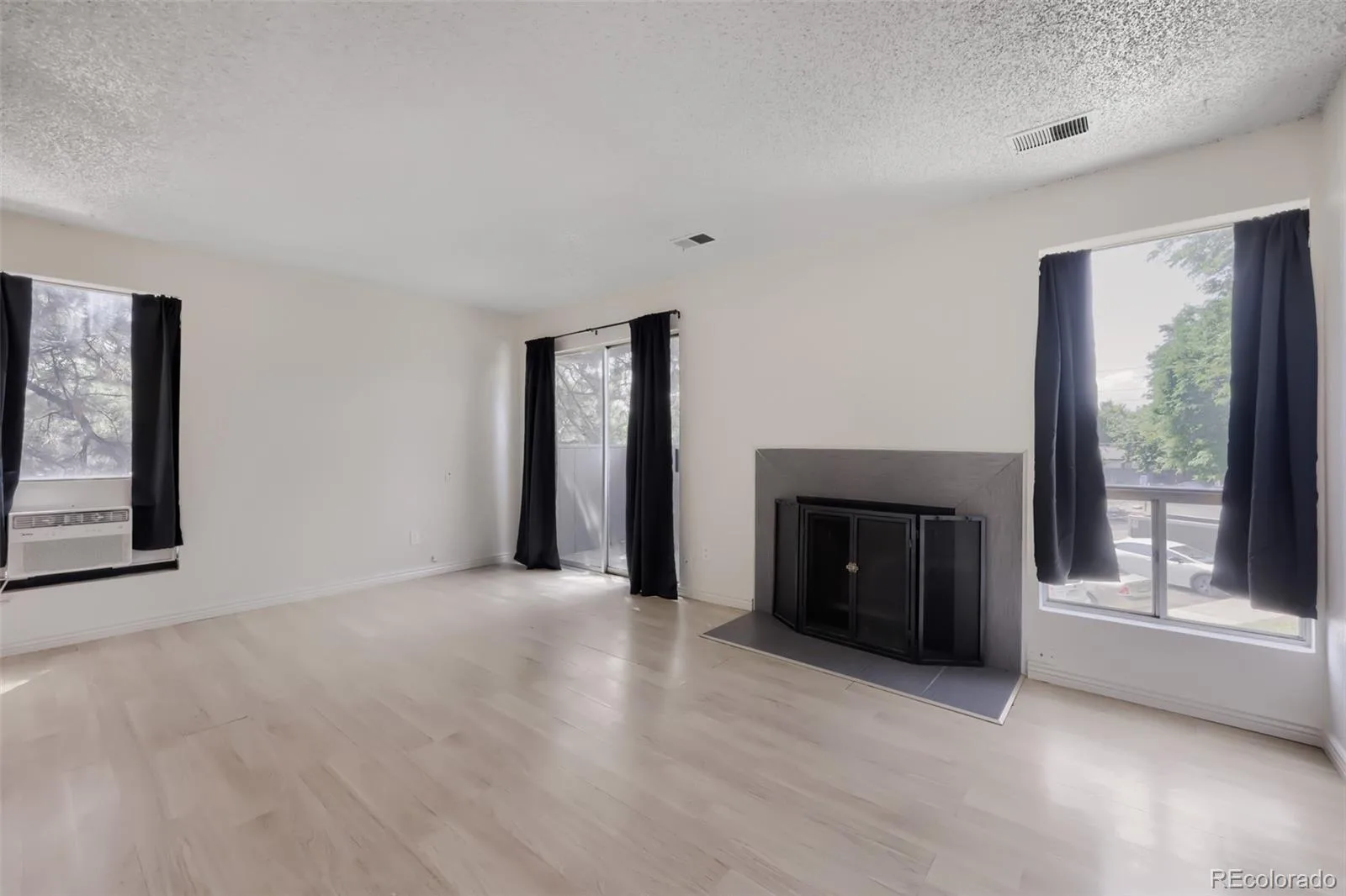 7373 W Florida Avenue #10F Denver CO 80232 | MLS #REC4463811 07242026005822 1600 4