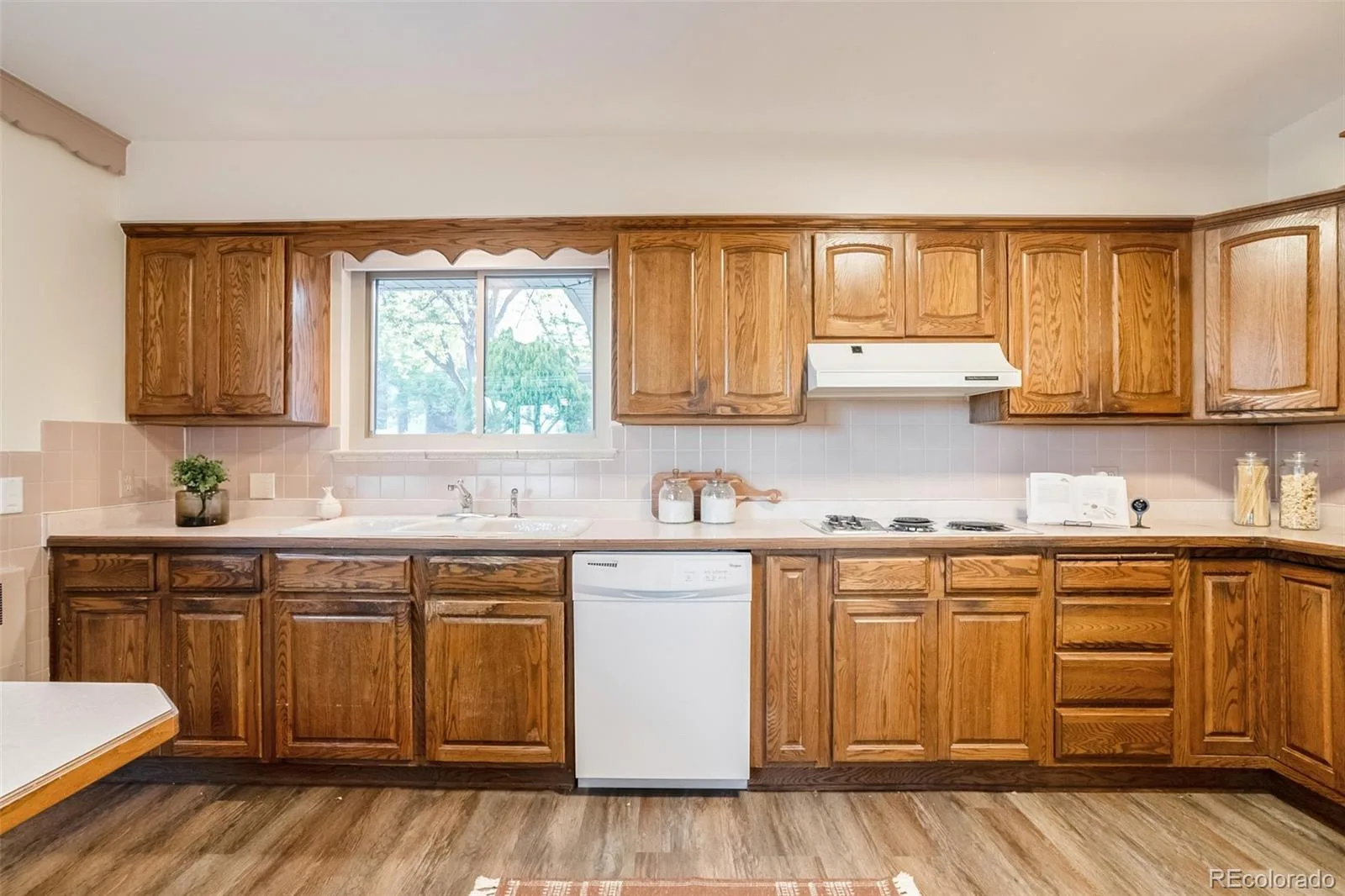 7625 W 25th Avenue Lakewood CO 80214 MLS #REC4466411 06122026073203 1600 10