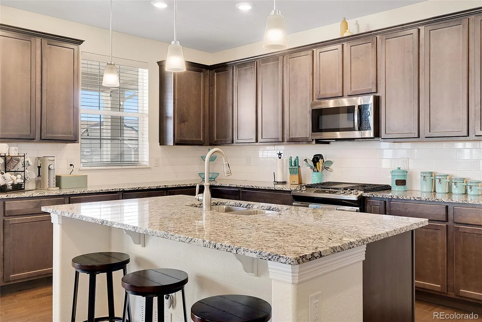 19096 W 84th Place Arvada CO 80007 MLS #REC4466802 04102026174649 1600 3