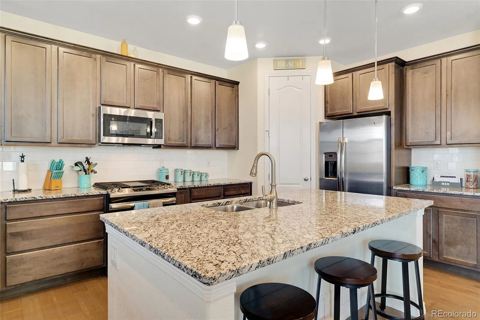 19096 W 84th Place Arvada CO 80007 MLS #REC4466802 04102026174649 1600 6
