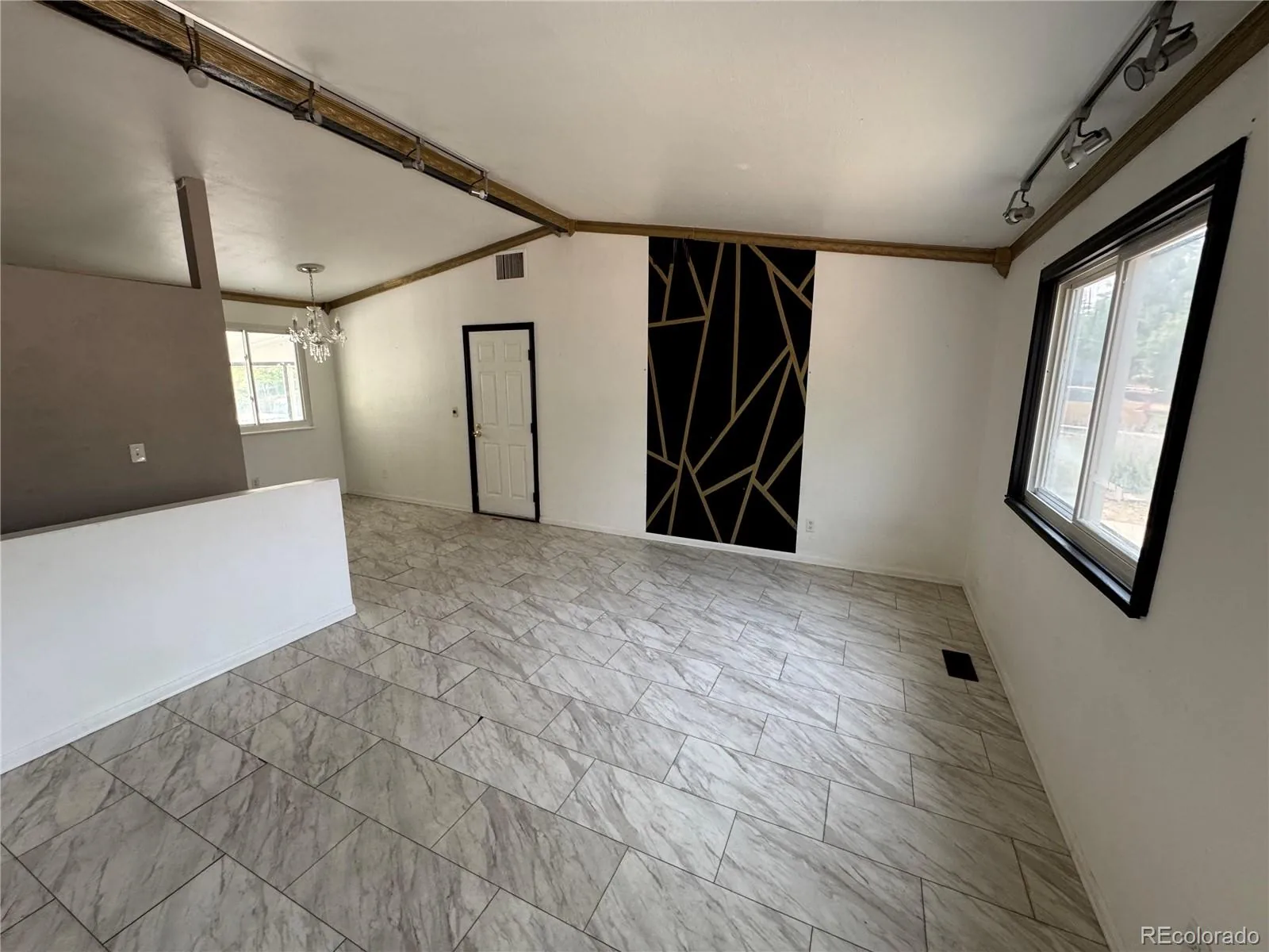 4252 S Quintero Way Aurora CO 80013 | MLS #REC4468729 07112026165302 1600 1