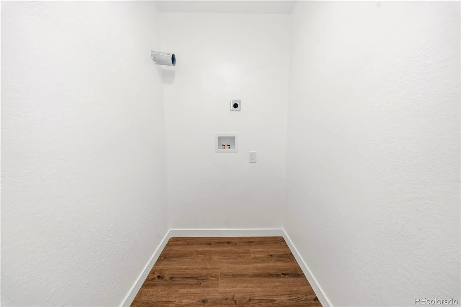 2335 Vance Street Denver CO 80214 | MLS #REC4469736 08062026185419 1600 39