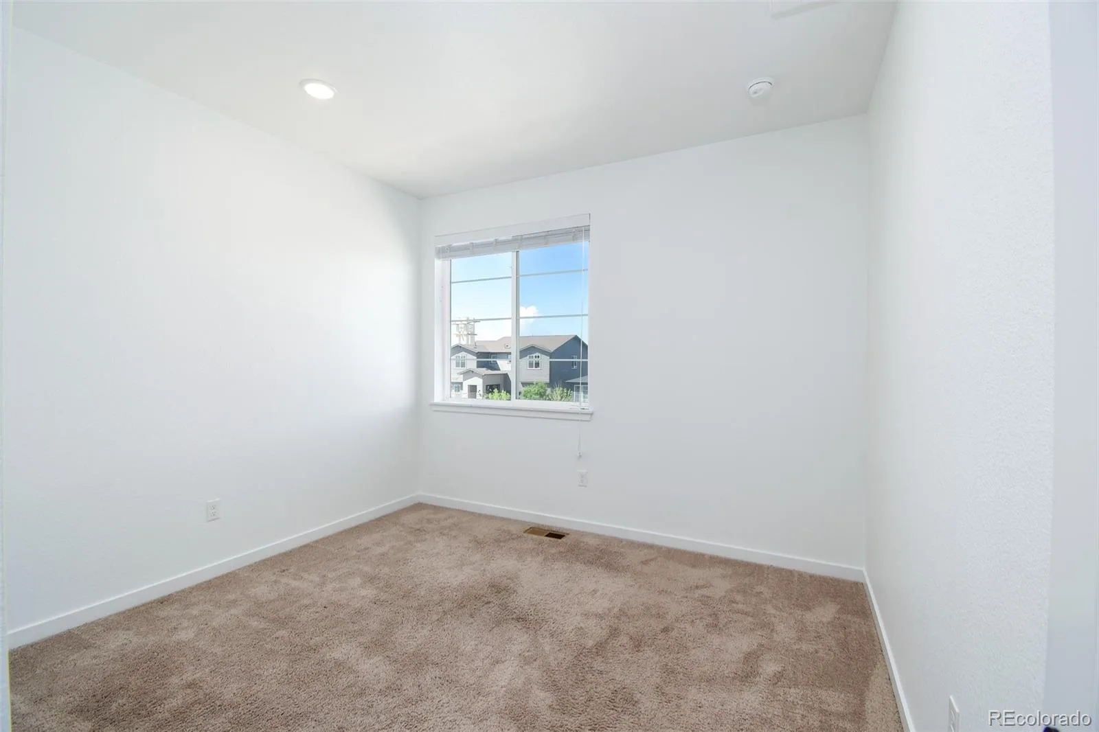 3846 N Catawba Way Aurora CO 80019 | MLS #REC4471076 06222026184222 1600 22