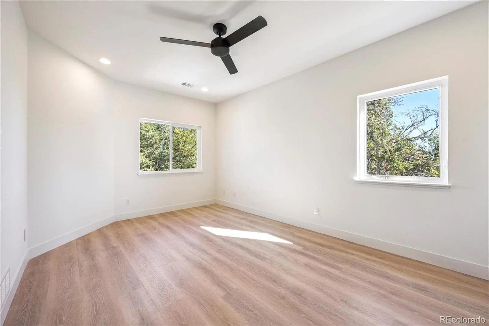 16170 Mt Vernon Road Golden CO 80401 | MLS #REC4471317 08102026142014 1600 22
