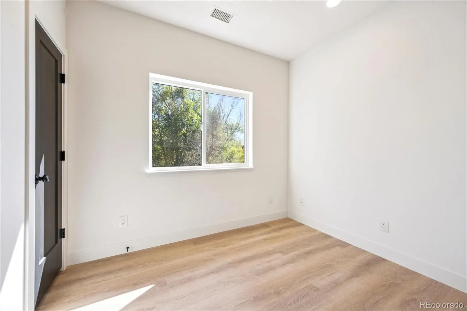 16170 Mt Vernon Road Golden CO 80401 | MLS #REC4471317 08102026142014 1600 23