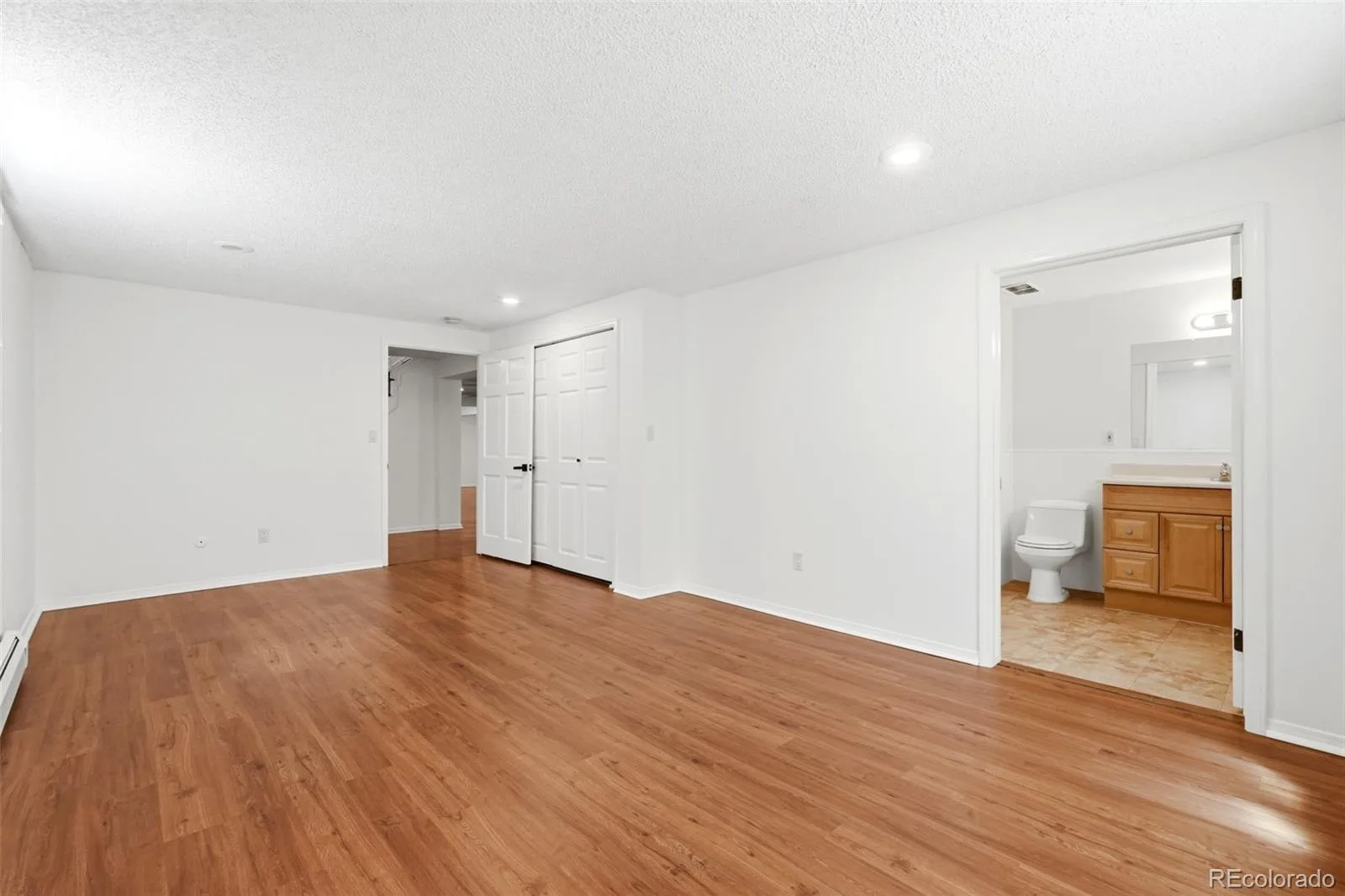 2429 S Chase Lane Lakewood CO 80227 MLS #REC4471323 06132026213746 1600 31