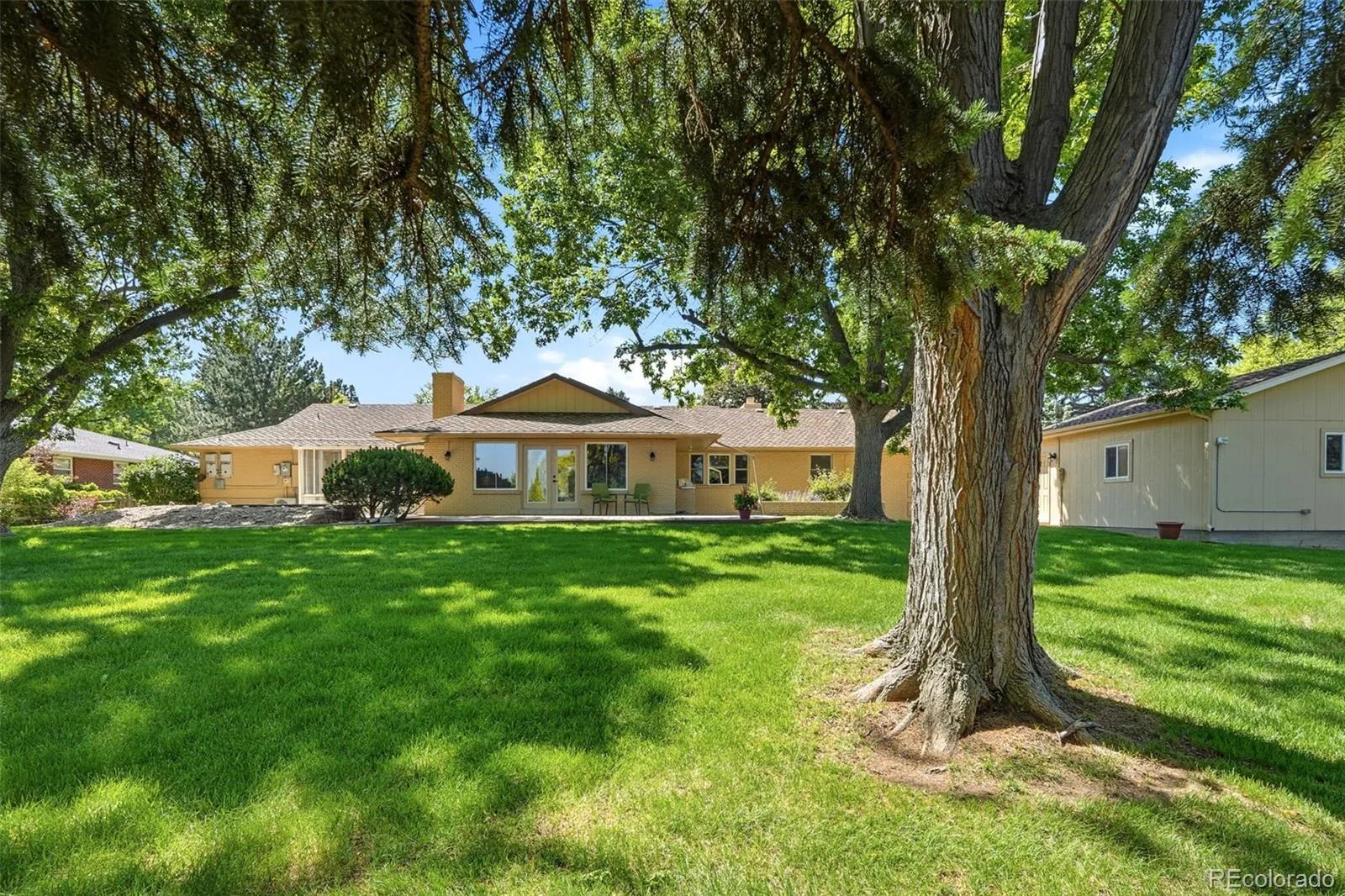 2429 S Chase Lane Lakewood CO 80227 MLS #REC4471323 06132026213746 1600 37