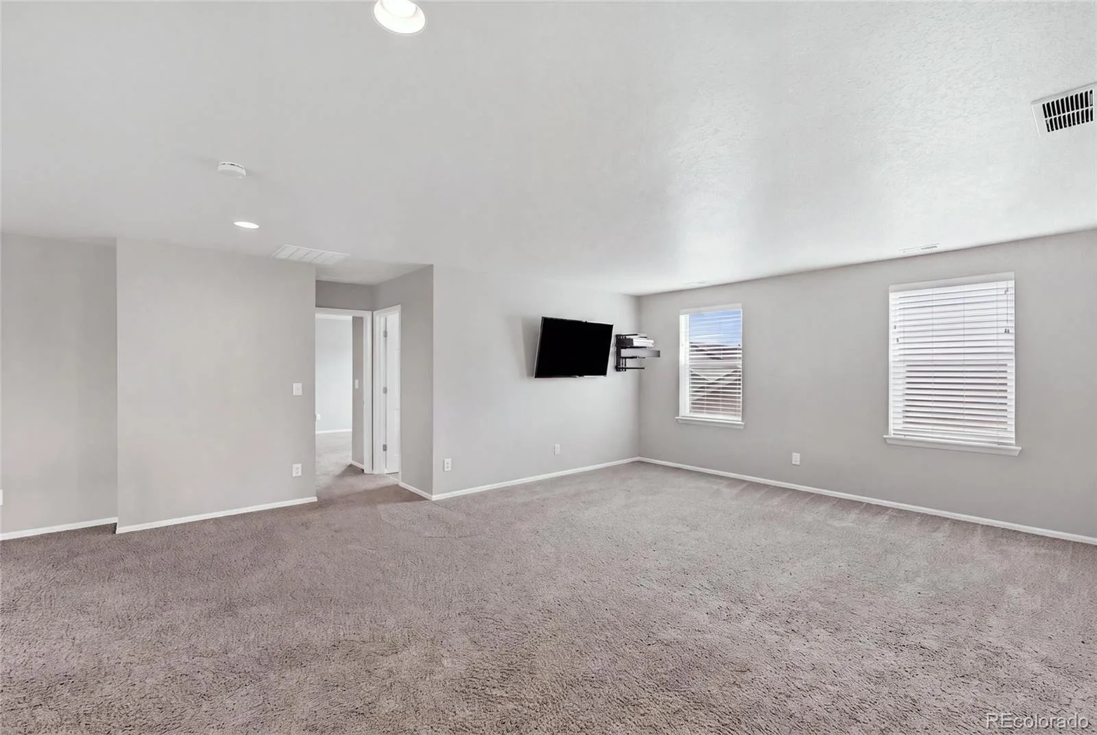 2109 Wood Thrush Way Castle Rock CO 80109 | MLS #REC4475595 08102026221937 1600 34