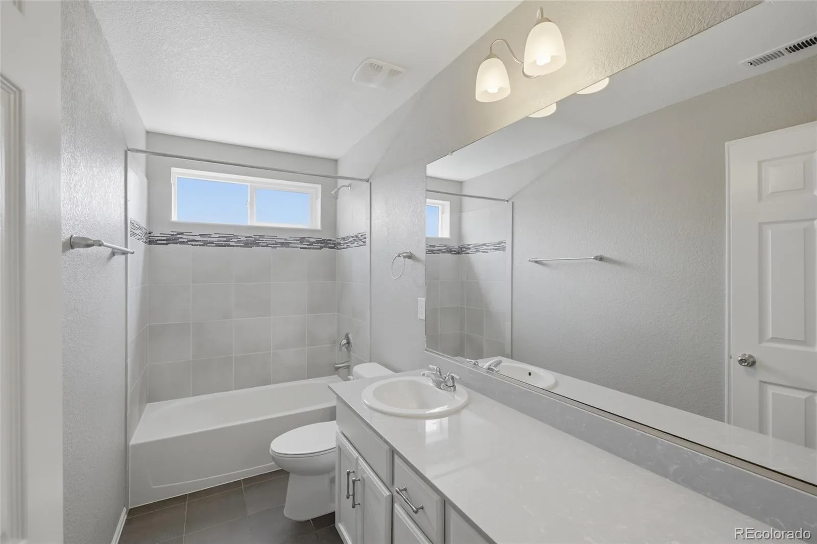 2109 Wood Thrush Way Castle Rock CO 80109 | MLS #REC4475595 08102026221937 1600 36