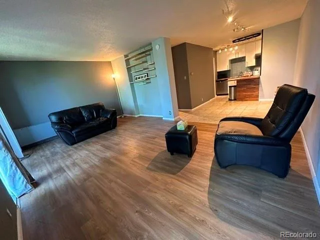 2500 S York Street #302 Denver CO 80210 | MLS #REC4476825 08262026233555 640 6