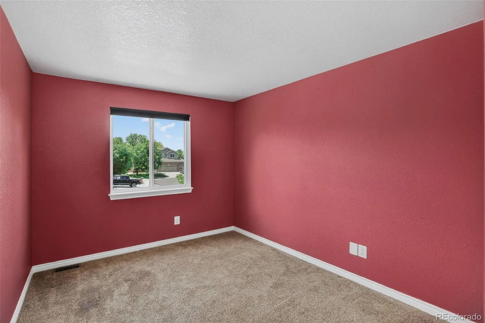 14942 Vine Street Thornton CO 80602 | MLS #REC4476974 07032026133306 1600 18