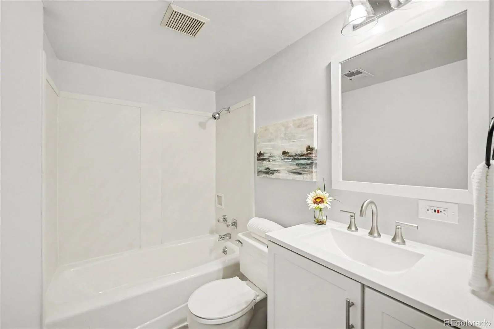 351 S Jasmine Street Denver CO 80224 | MLS #REC4477622 08062026170244 1600 20