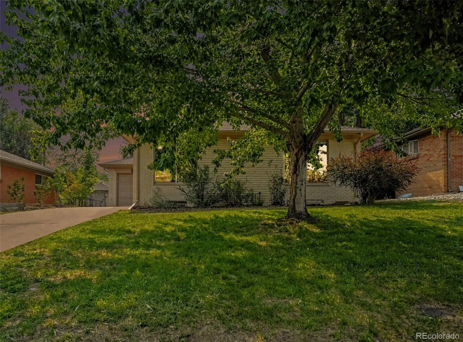 351 S Jasmine Street Denver CO 80224 | MLS #REC4477622 08062026170244 1600 37