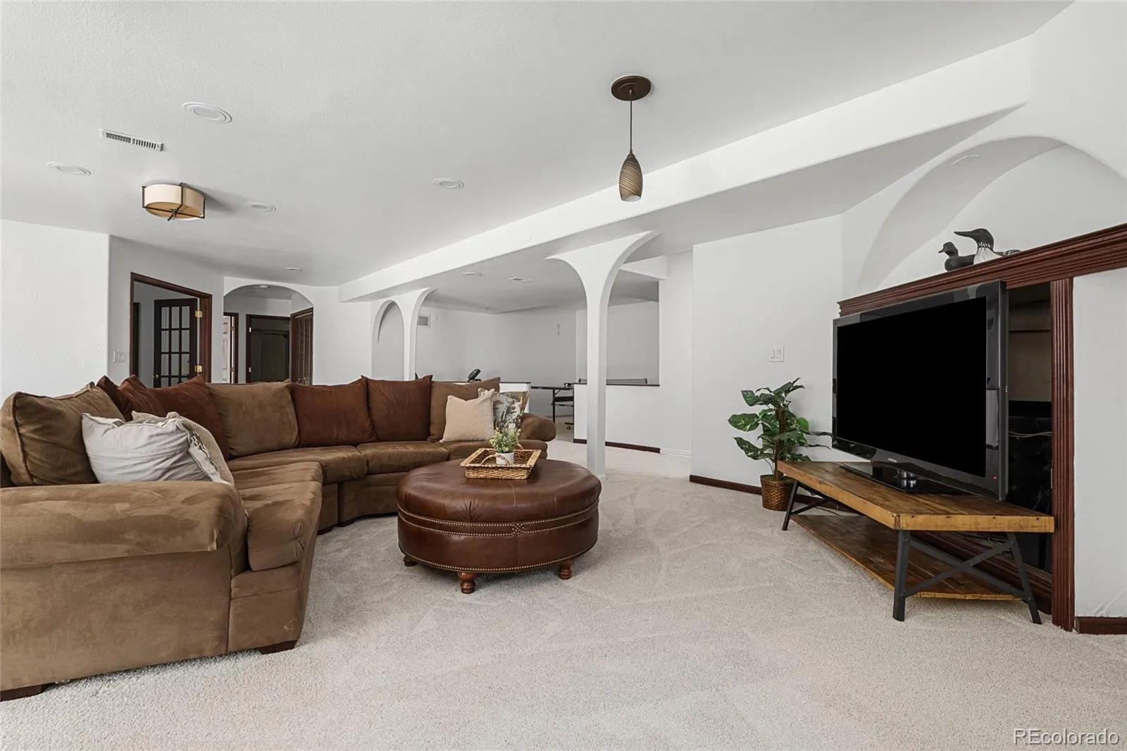952 Greenridge Lane Castle Pines CO 80108 MLS #REC4479100 05052026223430 1600 32