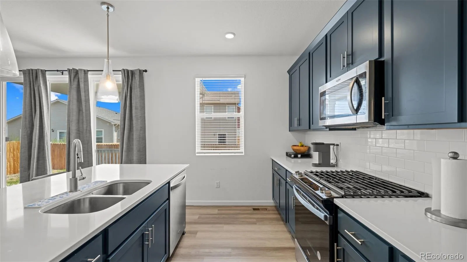 880 Sunflower Drive Brighton CO 80601 | MLS #REC4479505 08102026185739 1600 11