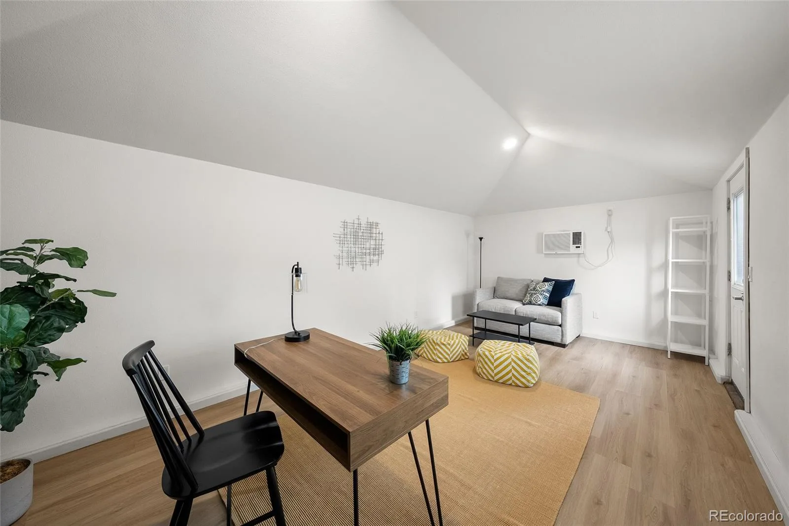3132 E Florida Avenue Denver CO 80210 MLS #REC4479921 06122026073217 1600 24